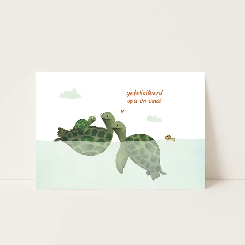 Ansichtkaart met schildpaddenfamilie en tekst Gefeliciteerd opa en oma voor de geboorte van een kleinkind.