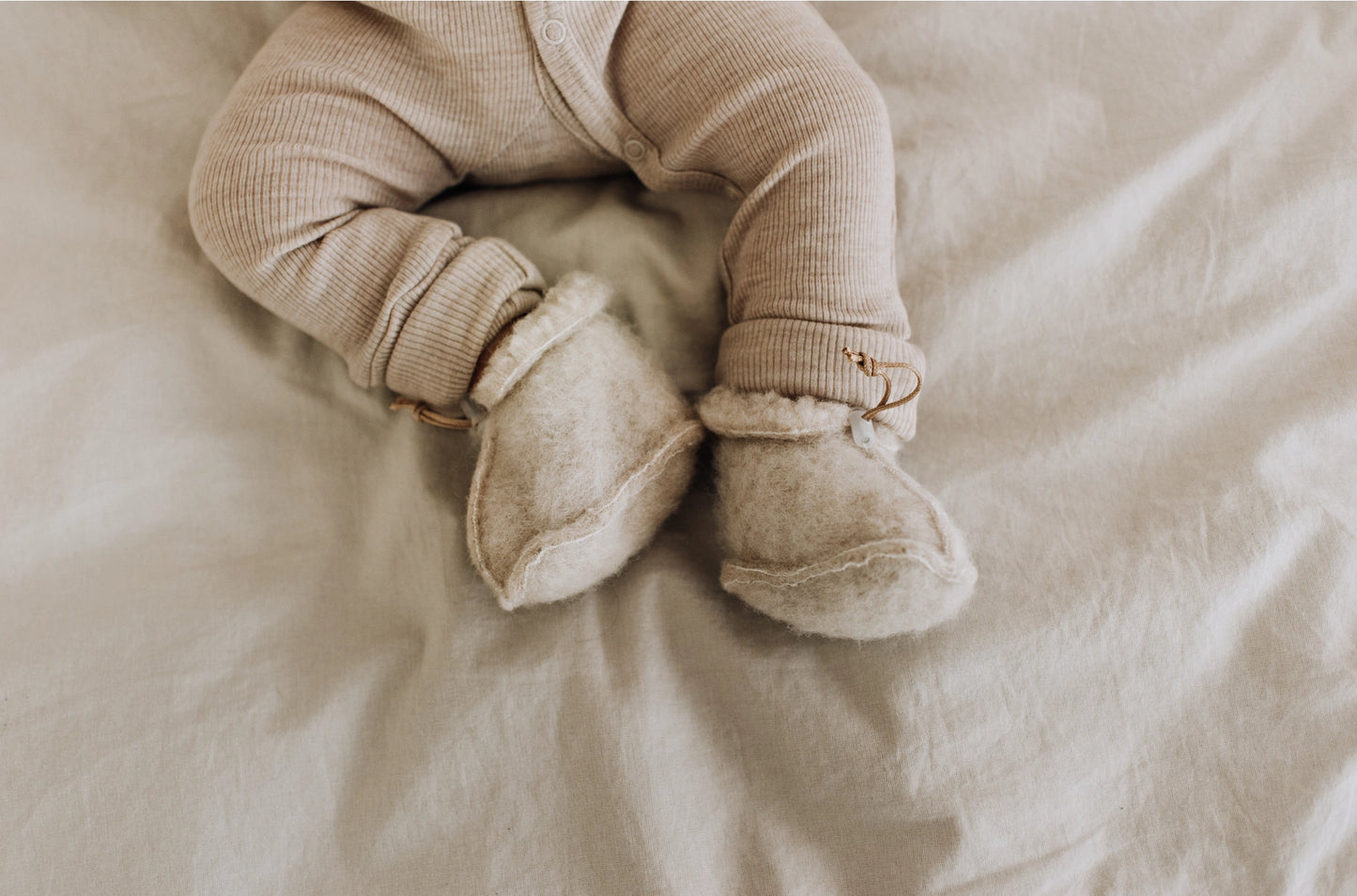 Merino wollen babyslofjes met elastische band die goed blijven zitten