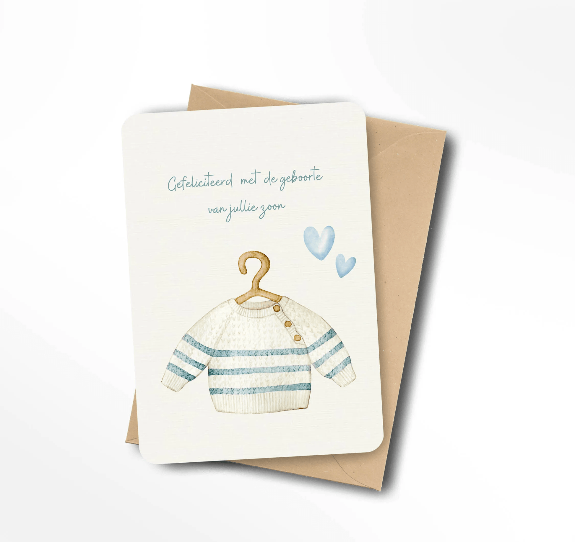 Ansichtkaart met de tekst Gefeliciteerd met de geboorte van jullie zoon, een aquarel babytruitje en blauwe hartjes.