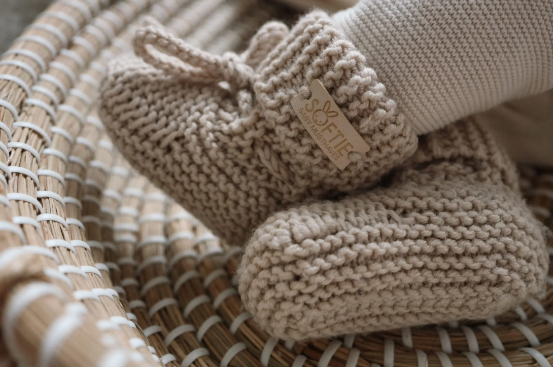 Licht beige merino wollen slofjes voor baby’s