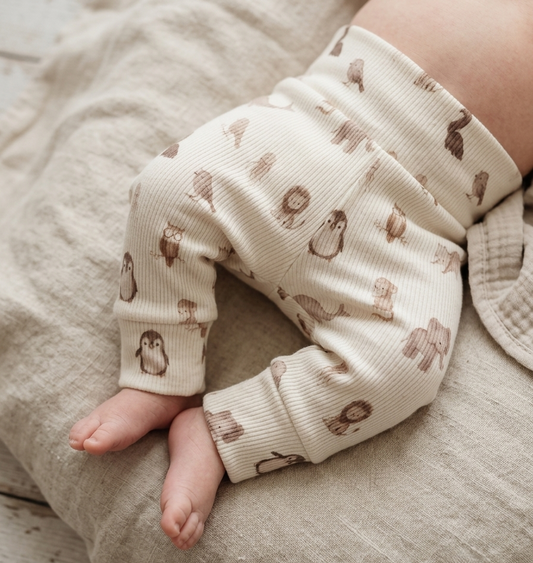 Barefoot baby baby broekje met baby dieren in zachte rib stof