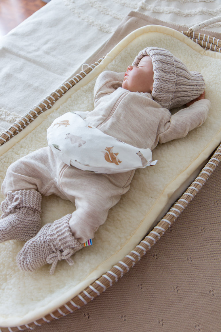 Comfy Luna warmtekussen voor baby’s met forest animals print van zachte natuurlijke stoffen