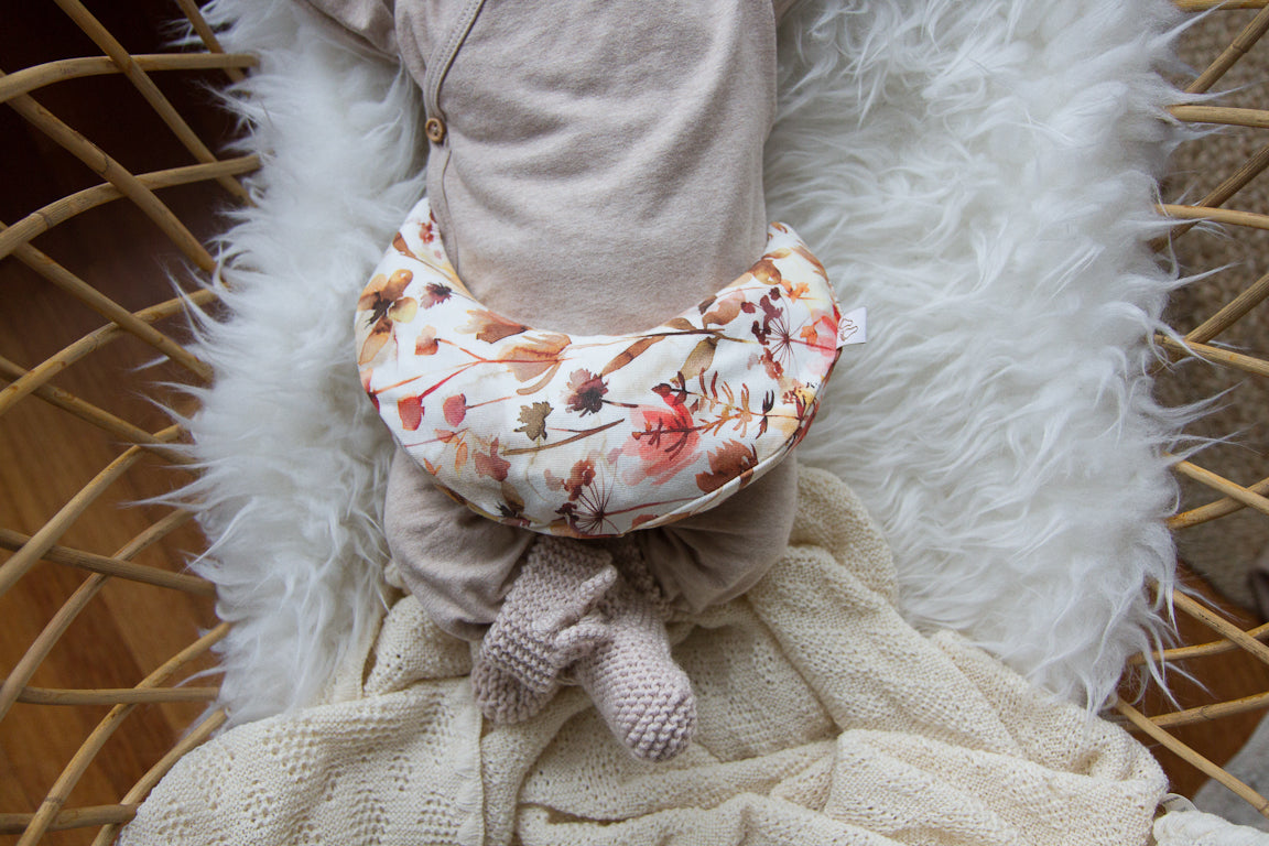 Handgemaakt warmtekussen Comfy Luna met wild flower bloemenprint voor baby’s
